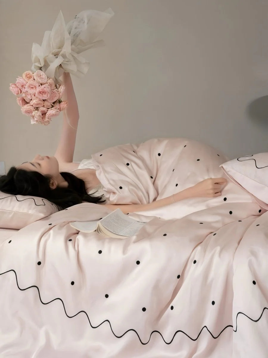 Chic Retro Polka Dot Silky Tencel Lyocell Queen Duvet Cover Set